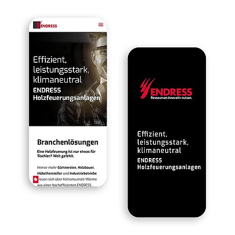 Zwei Smartphones zeigen die mobile Website von ENDRESS Holzfeuerungsanlagen mit dem Claim „Effizient, leistungsstark, klimaneutral“.